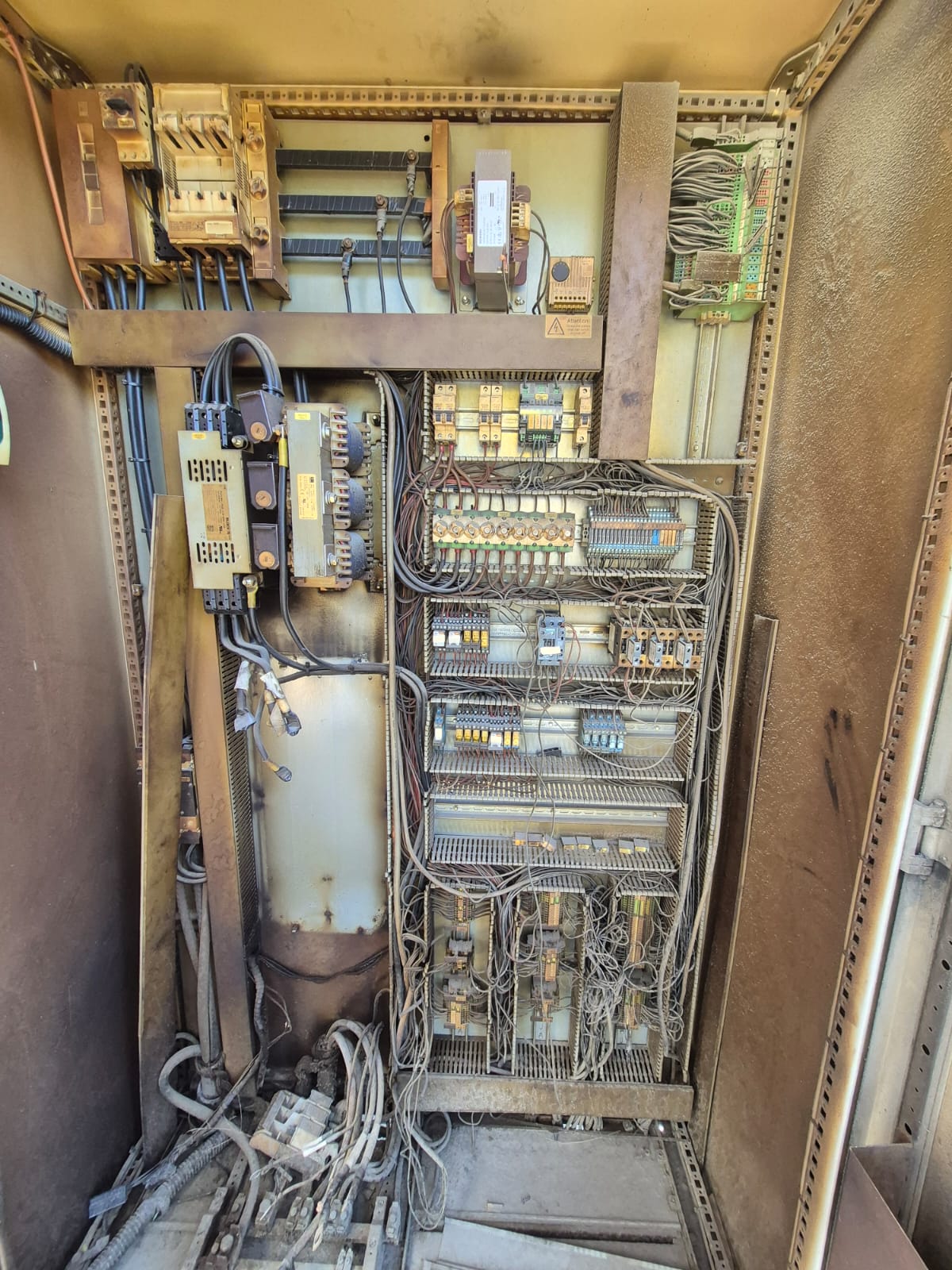 Painel de comando elétrico
